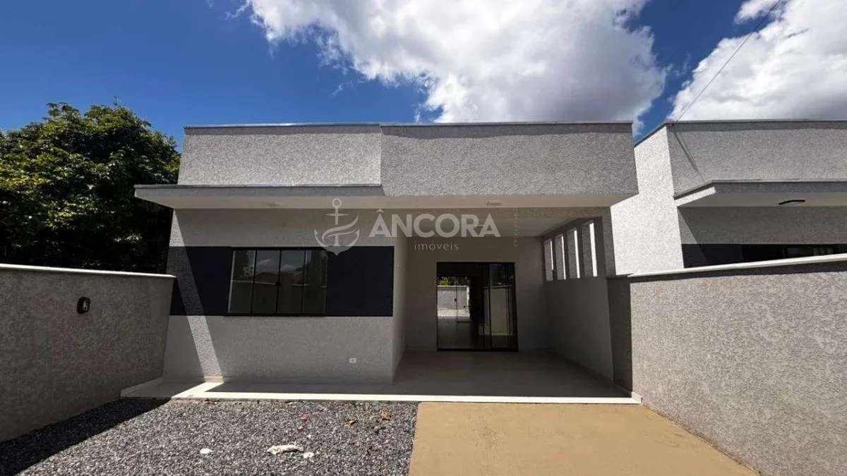 Casa com excelente padrão de acabamento, à venda em Itapoá, no Balneário Jardim Pérola do Atlântico
