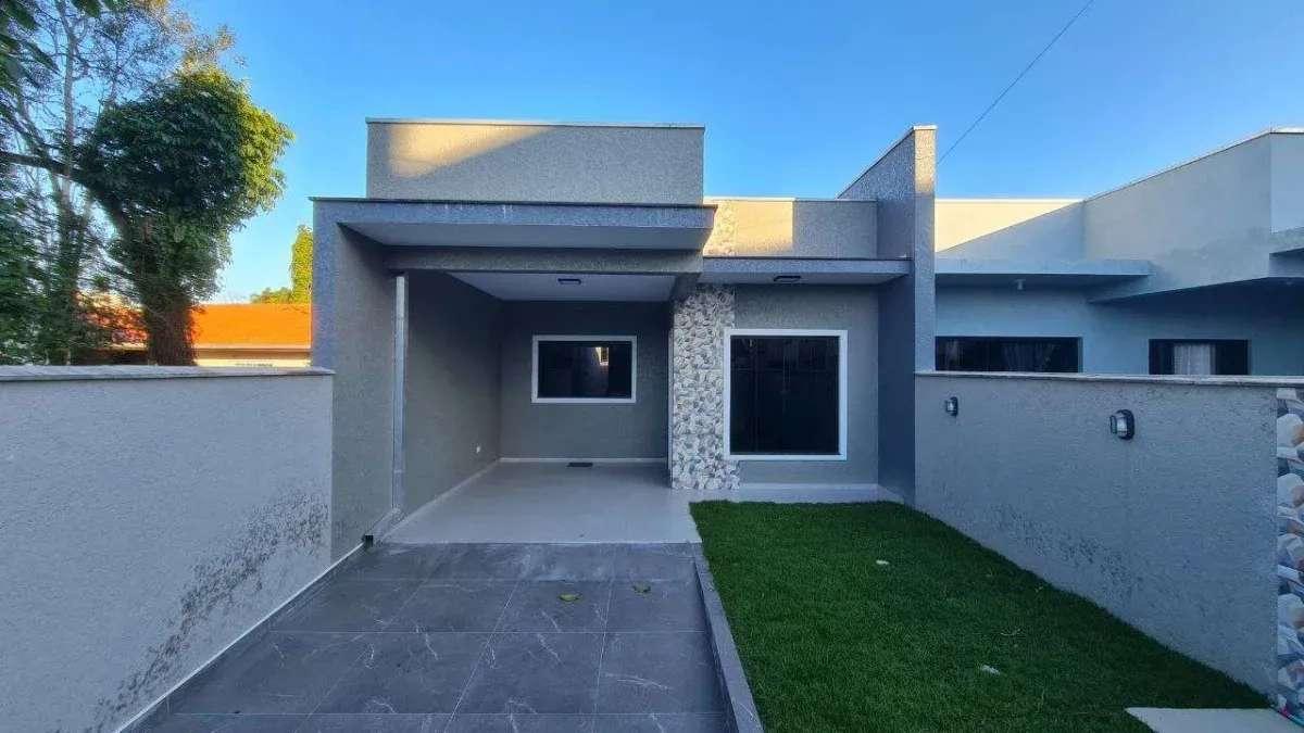 Casa com 3 quartos a apenas 400 metros do mar, à venda em Itapoá, Balneário Estrelas