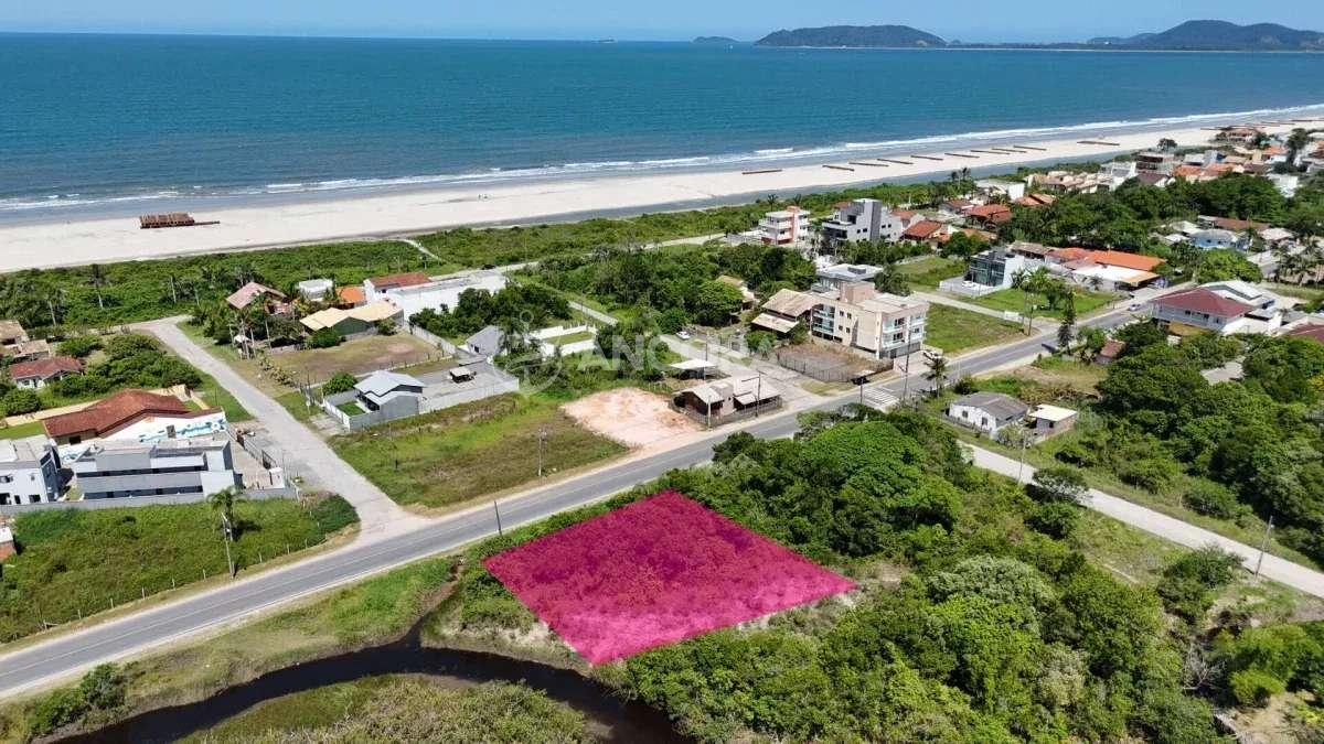 Terreno à venda em Itapoá, Praia Das Palmeiras