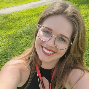 Corretor - Yasmin Romeiro